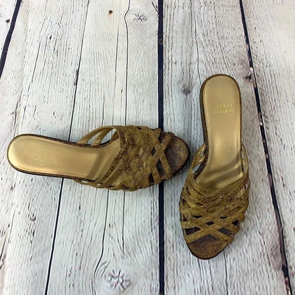 Stuart Weitzman Beige w/ Gold Leopard Sandals - Picture 2 of 7